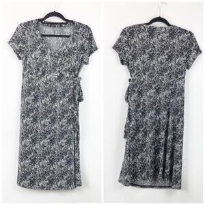 Duo Maternity Small Womens Black White Print Wrap Midi Dress